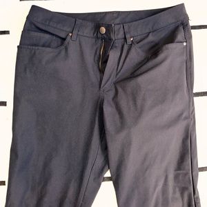 Lululemon ABC Slim warpstreme pants 32 waist, 30 Length. Obsidian color. EUC.
